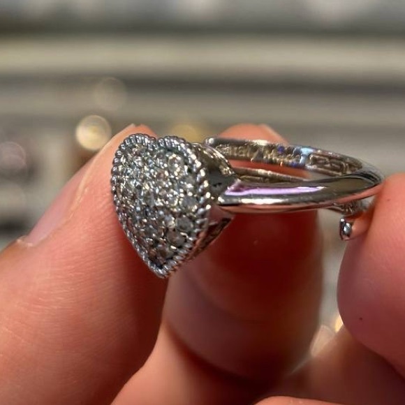 Rebecca ring - Picture 6 of 6